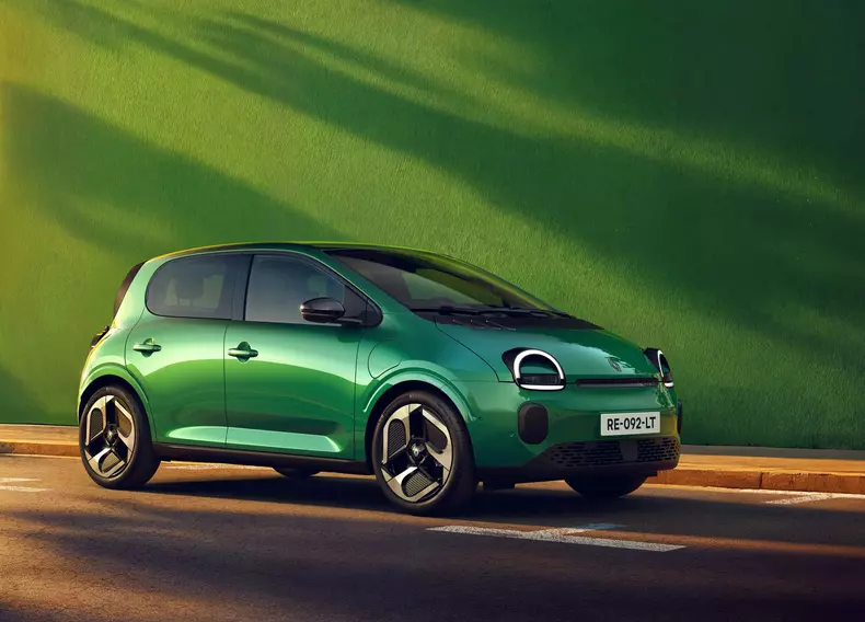 Renault-Twingo_E-Tech_EV-2027-HD-477d21a81c3368c25cc8fcc80f8a202d35a969976