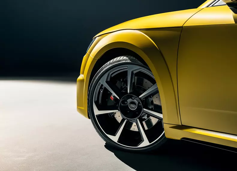 The matte look: new colors for Audi TT, TTS, TT RS, Audi Q3, and