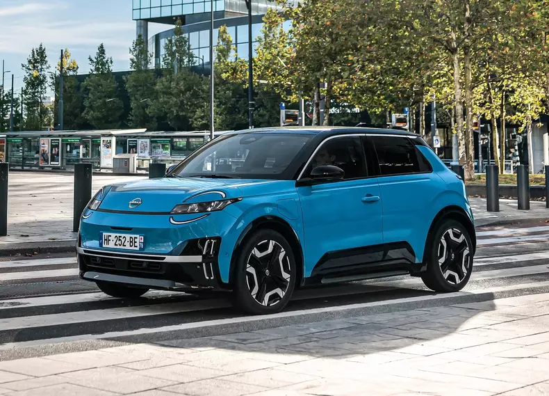 Nissan-Micra_EV-2026-HD-7ce6b69e1bf2a6ff0231725d3956602b7887d83a3