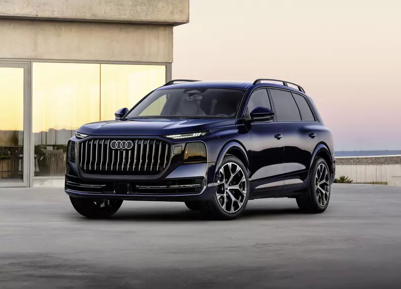 Audi Q9 SUV