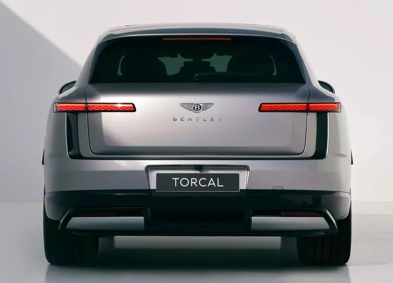 Bentley-Torcal-2028-Rear.9f6da46e