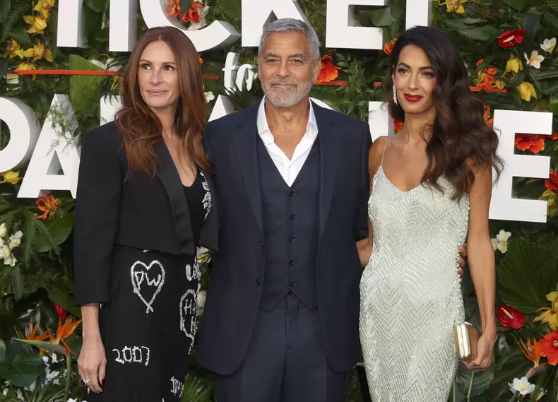 ''Ticket To Paradise'' World Premiere 22319