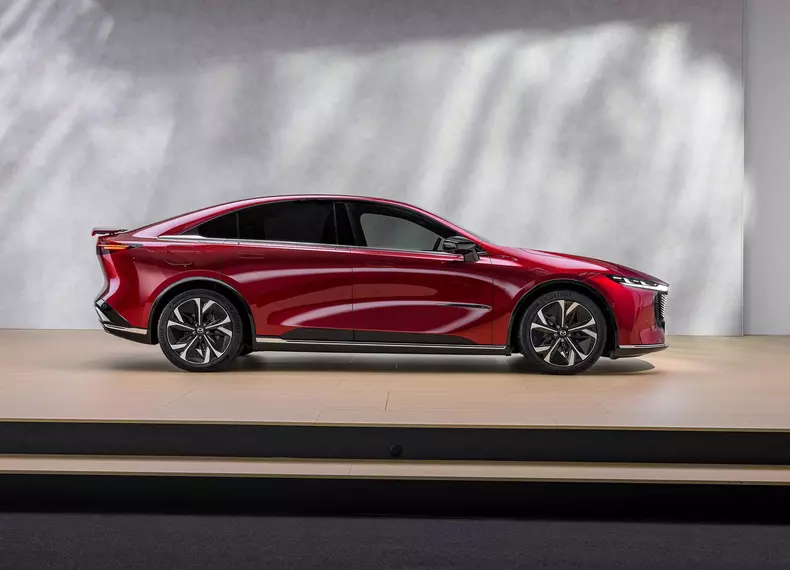 Mazda-6e-2026-Side_Profile.bc4af5bd