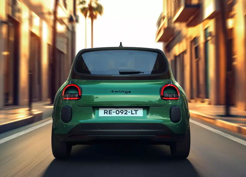 Renault-Twingo_E-Tech_EV-2027-HD-9e7ff7951c0365af9cef3a35e9c8d0aafe1c287d8