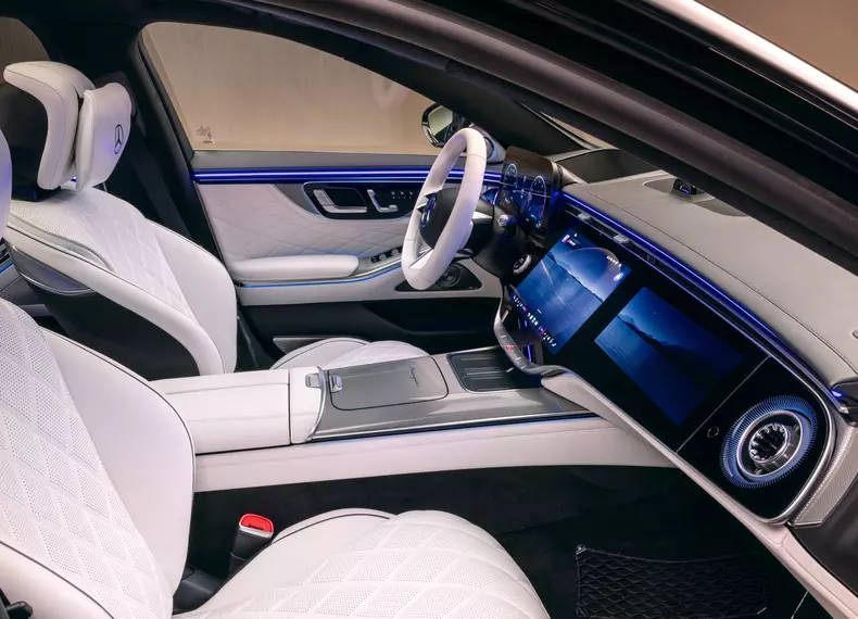 Mercedes-Benz-S-Class-2027-HD-353d746f1c21510ae0d26d3bcab64257e1b0ab374