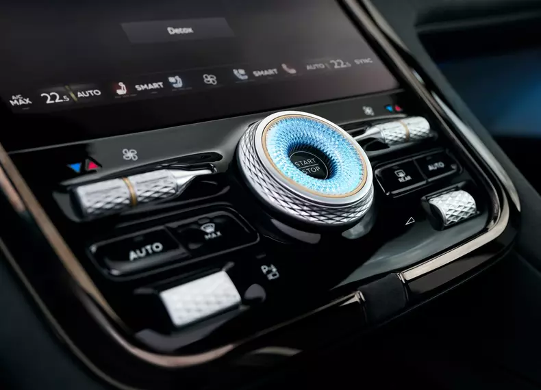 Bentley-Torcal-2028-HD-2755d91f1c74379c842336659de4e2030538c5538