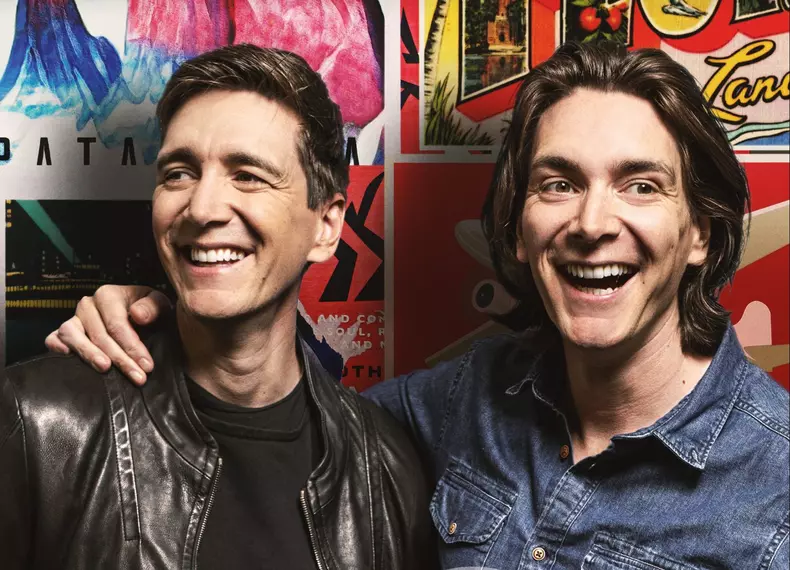 Prieteni fantastici, sezonul 2, la HBO Max. Tot ce trebuie să știi despre serialul cu James și Oliver Phelps, gemenii Weasley din Harry Potter (1)
