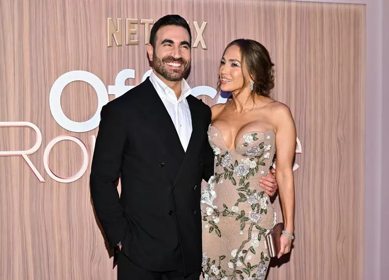 NY Premiere of "Office Romance"