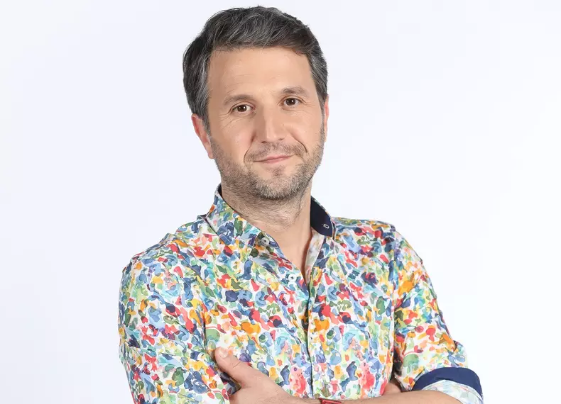 de-ce-nu-a-plecat-andi-moisescu-de-la-pro-tv-de-fapt.-dezvaluirea-juratului-de-la-romanii-au-talent-
