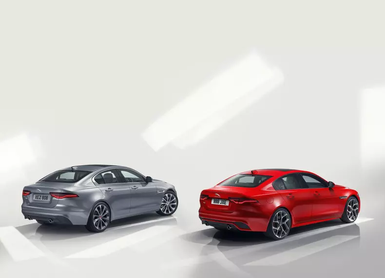 Jaguar XE facelift 048
