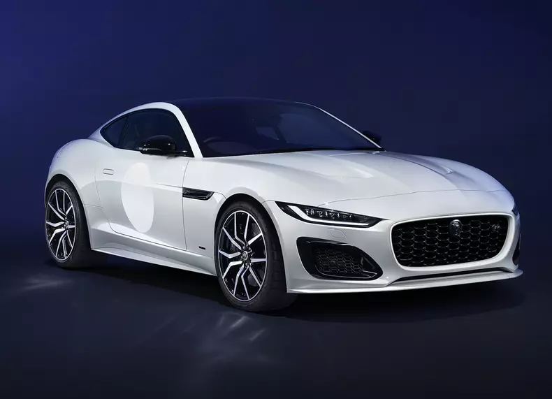 web_Jag_F-TYPE_ZPEdition_03