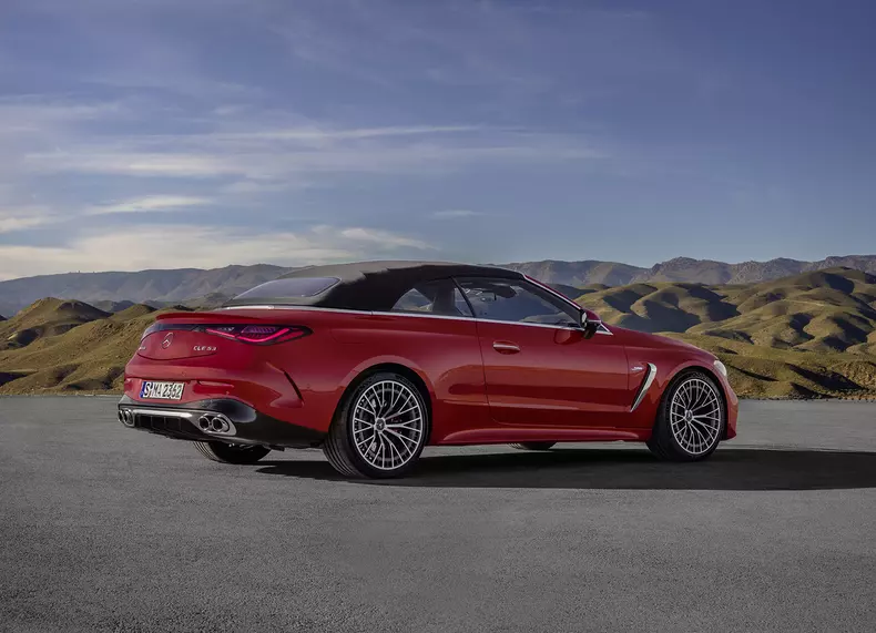 Das neue Mercedes-AMG CLE 53 4MATIC+ Cabriolet

The new Mercedes-AMG CLE 53 4MATIC+ Cabriolet