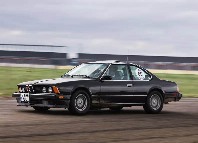 P90593580_highRes_bmw-m5-touring-safet