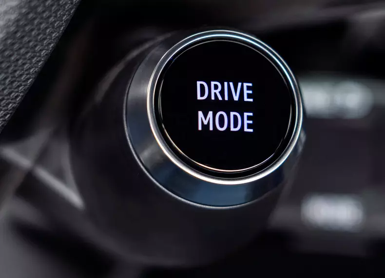 Nissan-Micra_EV-2026-HD-abc0729d1bf21c74e8f9a95b566c078bab77433a6