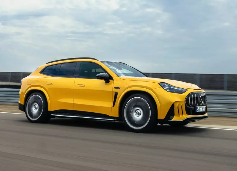 Mercedes-Benz-AMG_GT_SUV-2027-HD-afeb86091c7d425a6bf0a0173dacb08c146d1be74