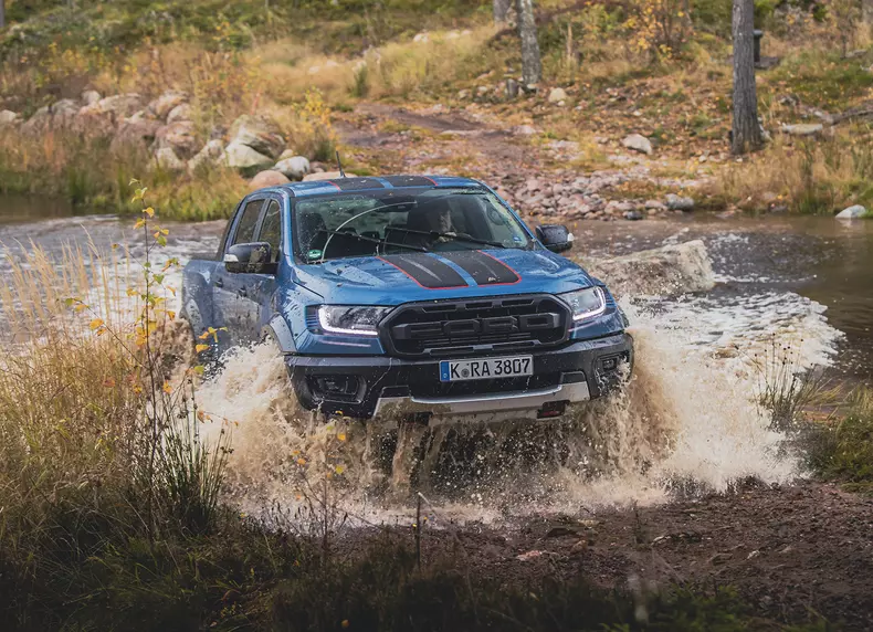 2021 Ford Ranger Raptor_01