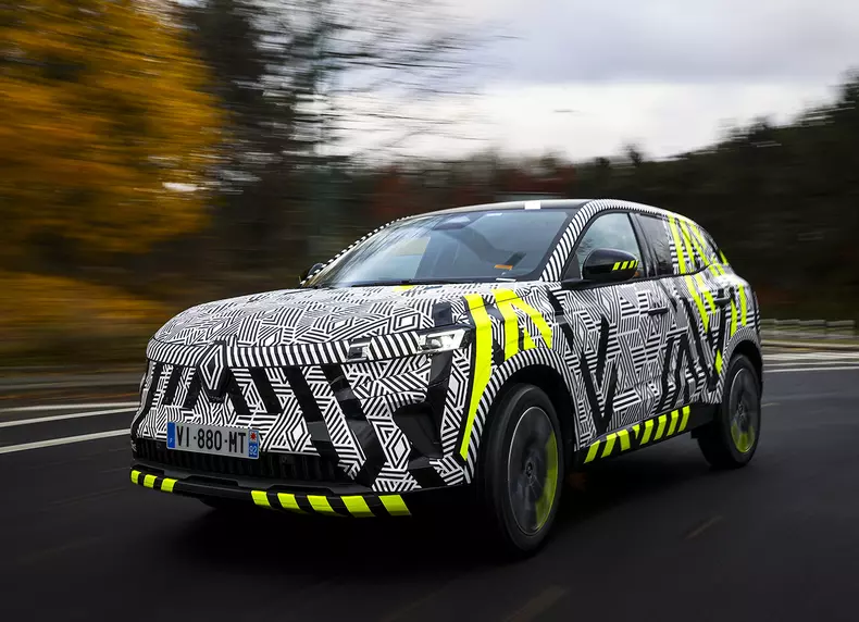 AUTO – RENAULT HHN