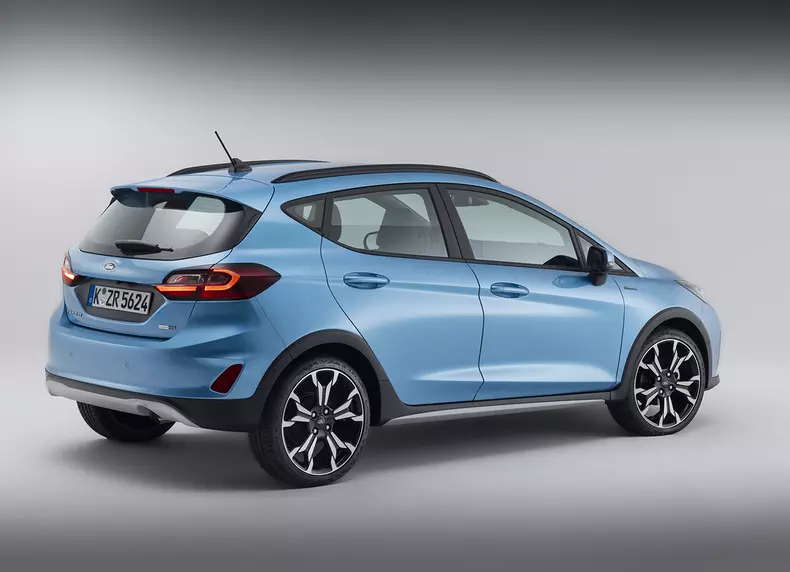 2021_FORD_FIESTA_STUDIO_ACTIVE_02