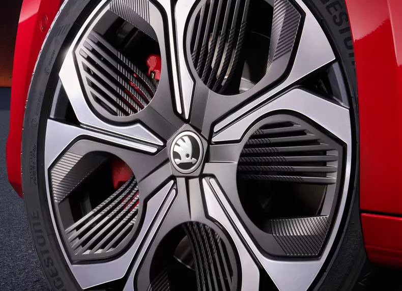 Skoda-Octavia_RS-2025-HD-438d54121bb316f06593bf23fcaca452b1c590abc