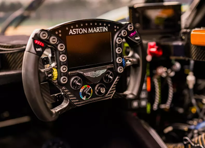 Aston_Martin-Valkyrie_LM-2026-HD-18ab26561bcff12df45fcd793c07e0315793f90f0