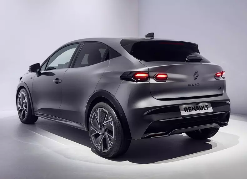 Renault-Clio-2026-Rear_Three-Quarter.8b84616e