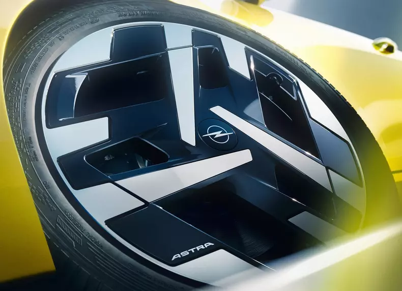 Opel-Astra-2026-HD-b68975531c286451d117d14f878f106e6e462f004