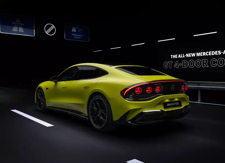 Mercedes-Benz-AMG_GT_4-Door-2027-HD-6bd2e7361c49b9cd462120ebd14ee0daf27205bf3