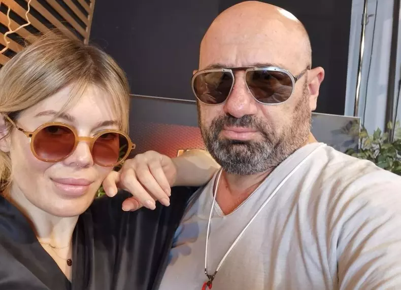 Chef-Scarlatescu-alaturi-de-Gina-Pistol