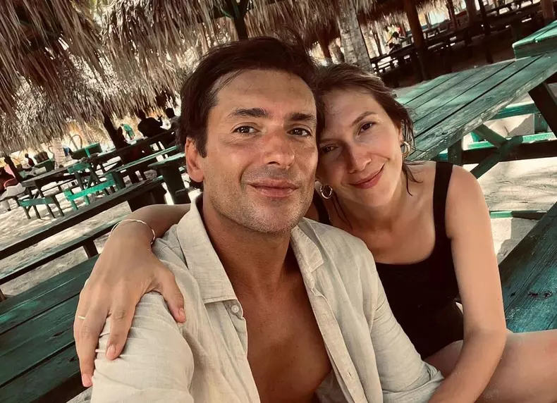 ce-a-patit-sotul-adelei-popescu-in-republica-dominicana-radu-valcan-si-a-ingrijorat-urmaritorii-cu-o-fotografie_1_size24