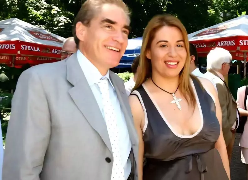 Oana Roman și tatăl ei Petre Roman2