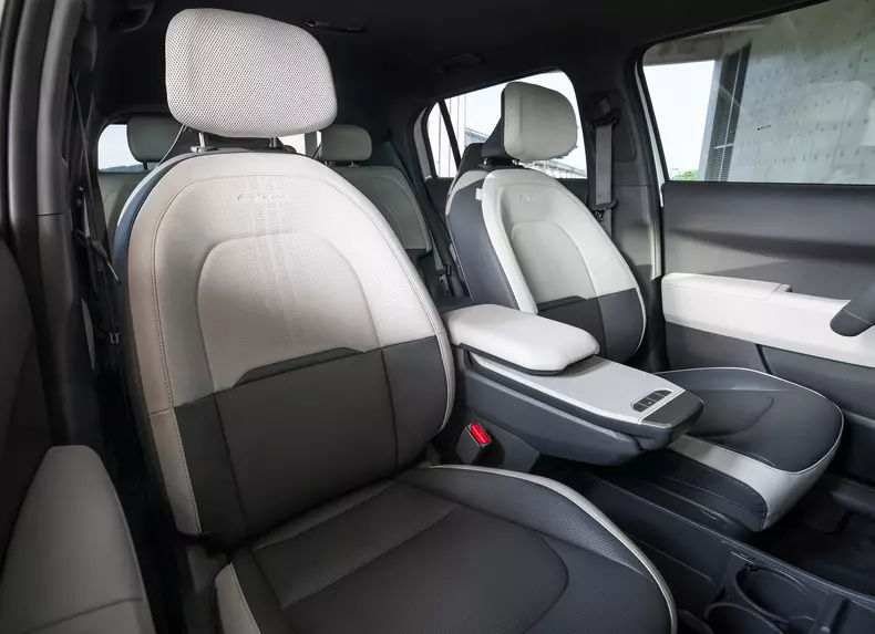 Kia-EV3-2025-HD-793e75d41bb9da30a2cbb0092297e5a593e095a89