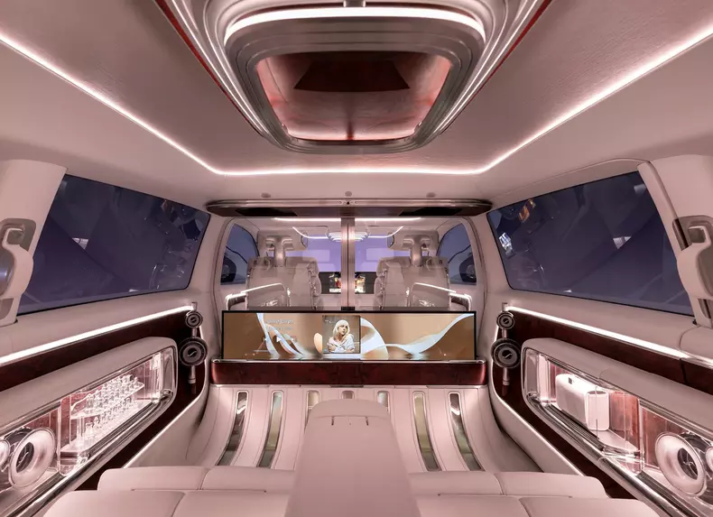 Mercedes-Benz-Vision_V_Concept-2025-HD-06f0037b1bc379dd99bc6da877e212c97452e71cf