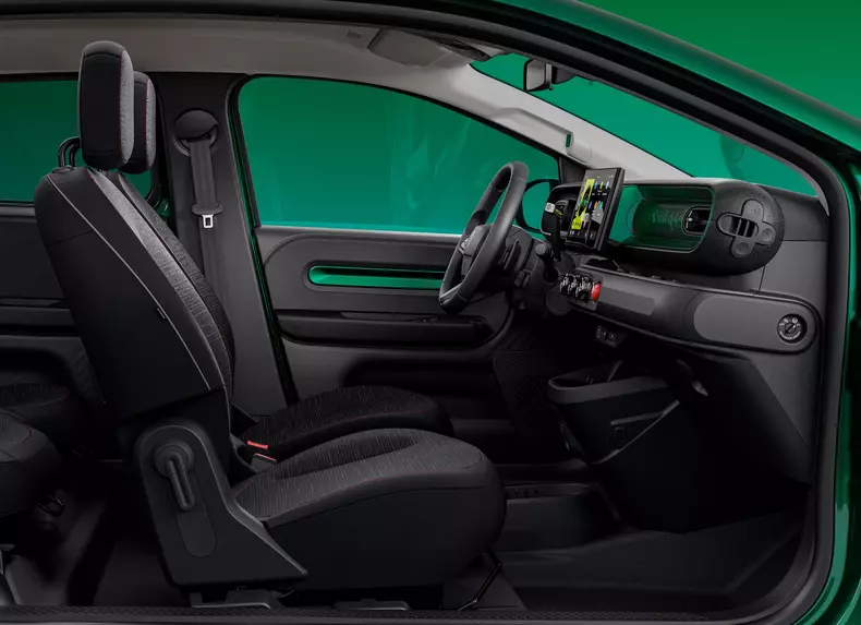 Renault-Twingo_E-Tech_EV-2027-HD-918183ea1c031f3615f955a2075442b468cd4f7da