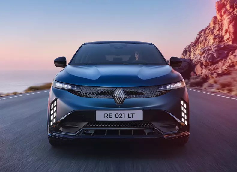Renault-Megane_E-Tech-2027-HD-654db3281c5383028f3aecd70b950000e252def7a