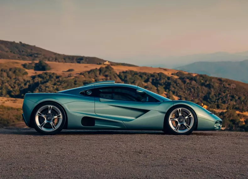 Gordon_Murray-S1-2028-Side_Profile.48299ab2