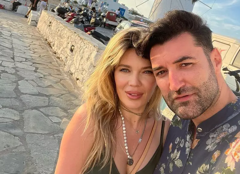 Smiley și Gina Pistol