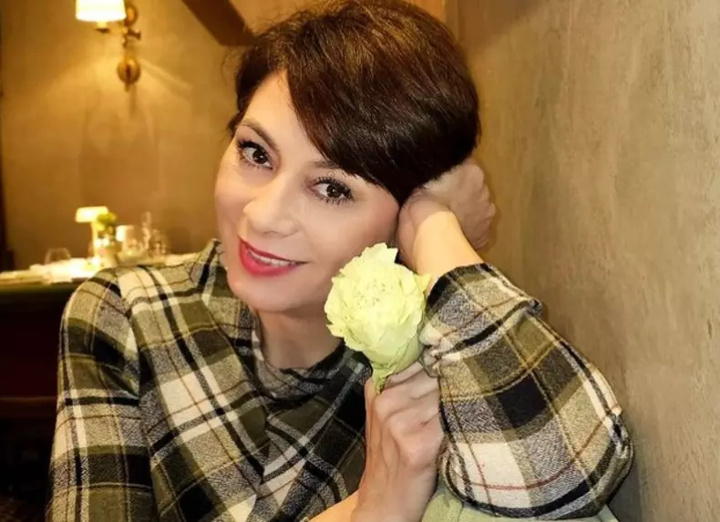 adriana-antoni.jpg777