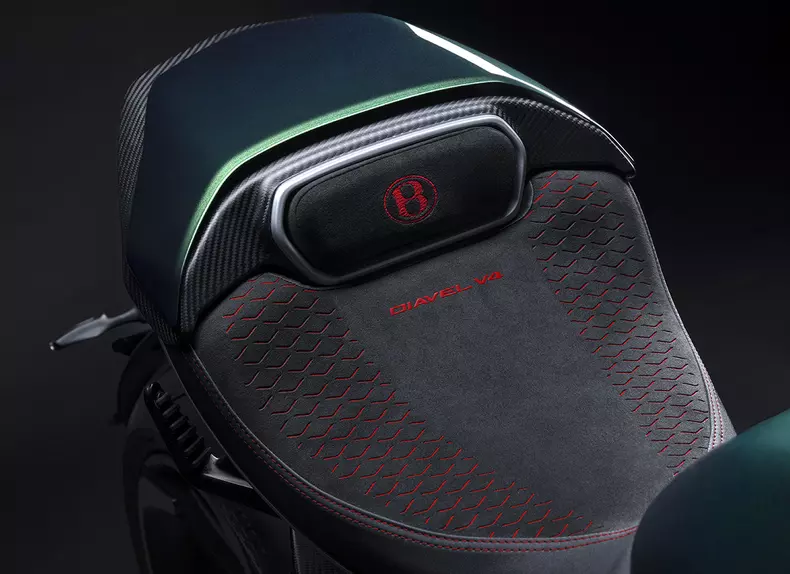 web_Ducati-Diavel-V4-for-Bentley-DWP24-Overview-gallery-1920×1080-11