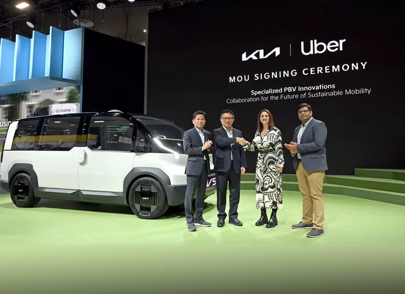 Kia-Signs-MoU-to-Offer-Ride-Hailing-PBVs-to-Drivers-on-the-Uber-Platform