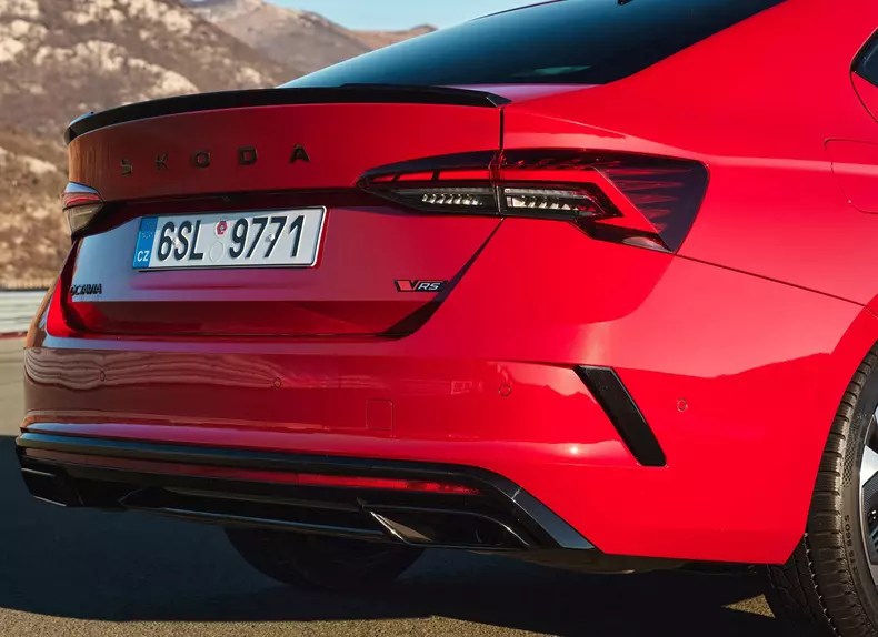 Skoda-Octavia_RS-2025-HD-2729507c1bb3a48396e4d0a3beee3335f77e16abc