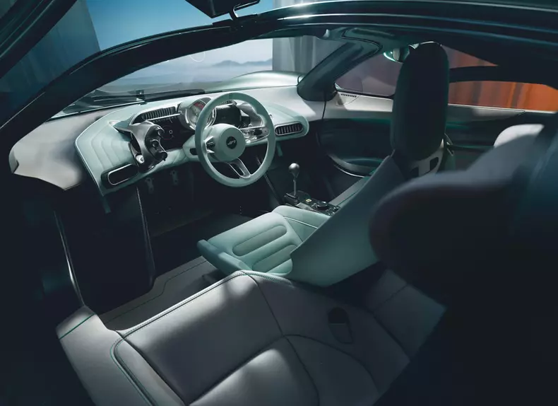 Gordon_Murray-S1-2028-Interior.48299ab2