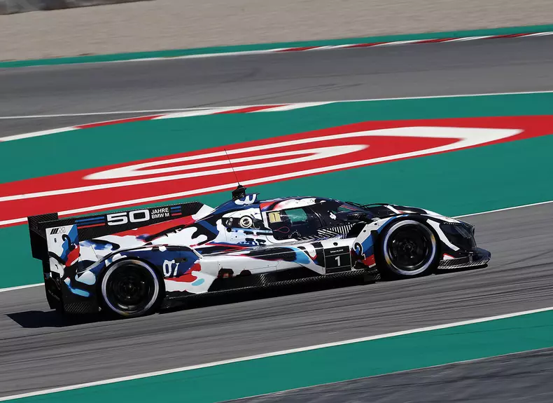 P90475589_highRes_barcelona-esp-15th-t