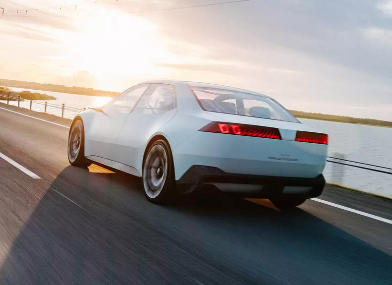 P90519795_highRes_bmw-vision-neue-klas