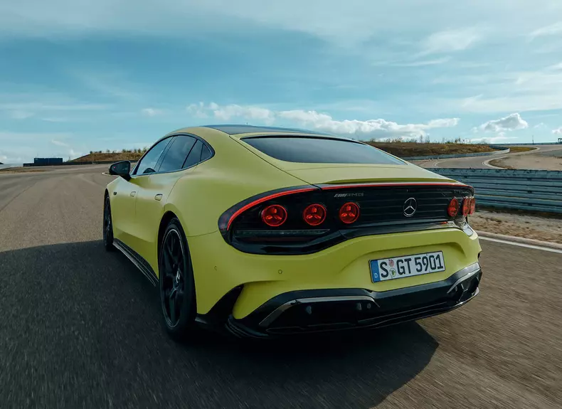Mercedes-Benz-AMG_GT_4-Door-2027-HD-e9b2b3d11c493da5532247b78116308918f54cbf3