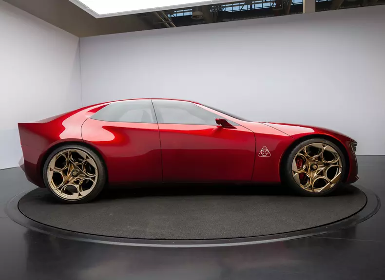 Alfa_Romeo-Cuorerosso_Concept-2026-Side_Profile.f9c93bf2