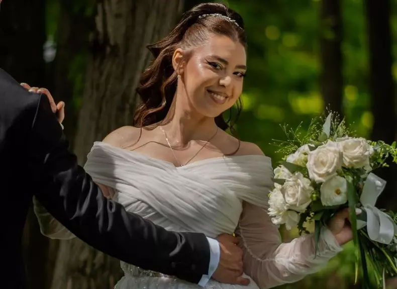 Dana-Costea--intro