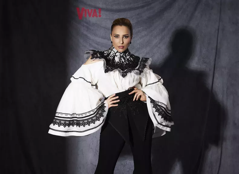 IULIA VANTUR-17.12.254669