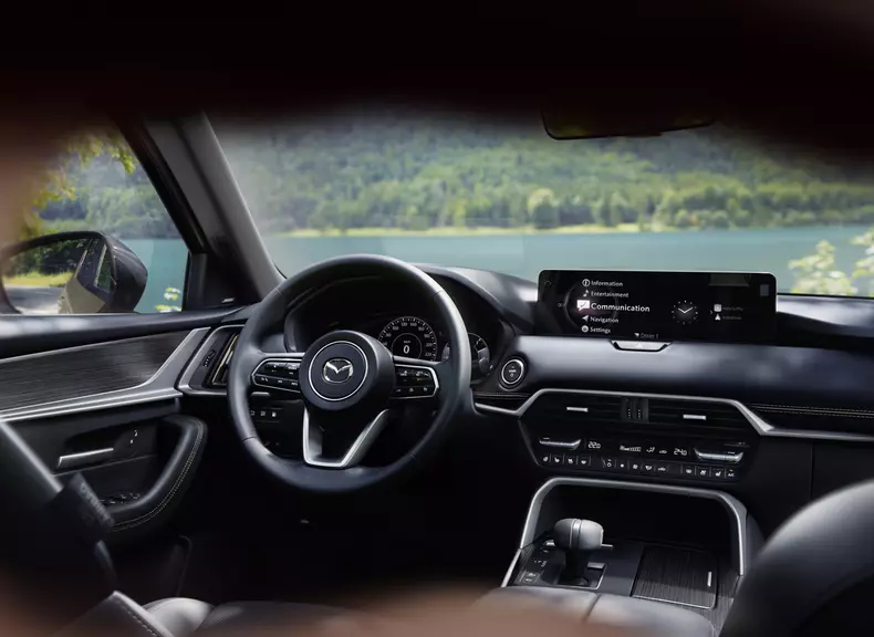 2025_mazda_cx-60_int_02