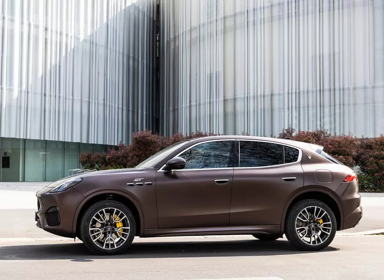 Maserati-Grecale-2023-HD-8ab483d71c034ddc72bf908cf4406320d00ad3287