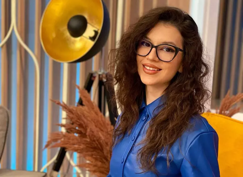 Cleopatra Stratan, imagini rare cu fratele ei, Cezar (3)